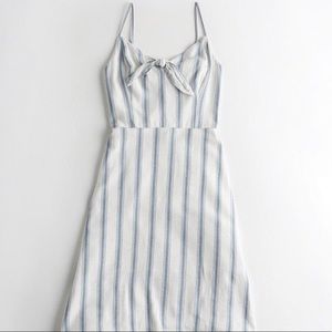 Super cute and comfy Hollister dress!